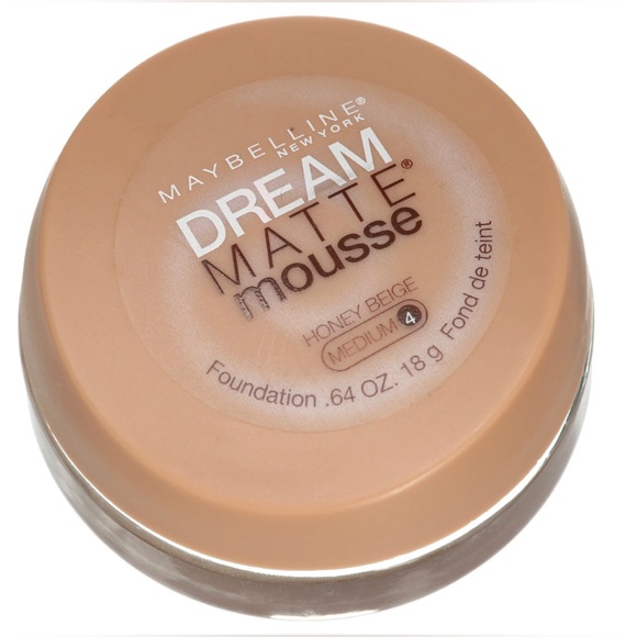 Maybelline Dream Matte Mousse Foundation - Picture 2 of 3